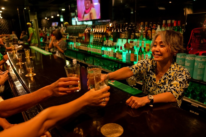 BAR LUXE